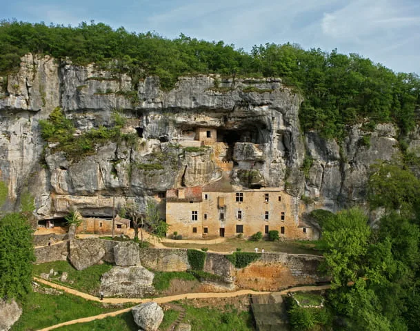 View of the Reignac fortified house, a troglodyte site
