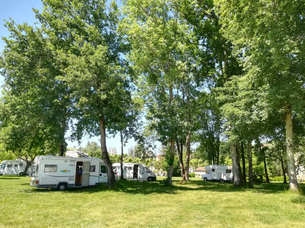 Le Bugue camping car park