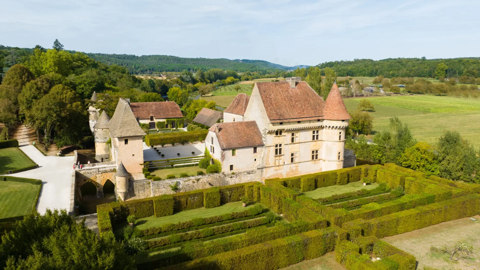 Chateau de Losse in the Vézère Valley, Dordogne