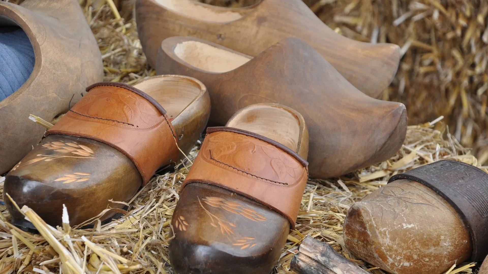 straw clogs countryside tradition